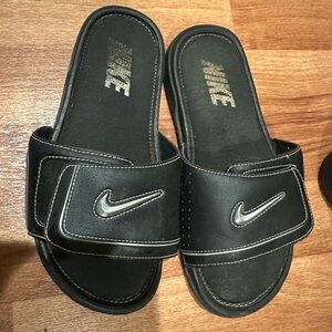 Black Nike Slides